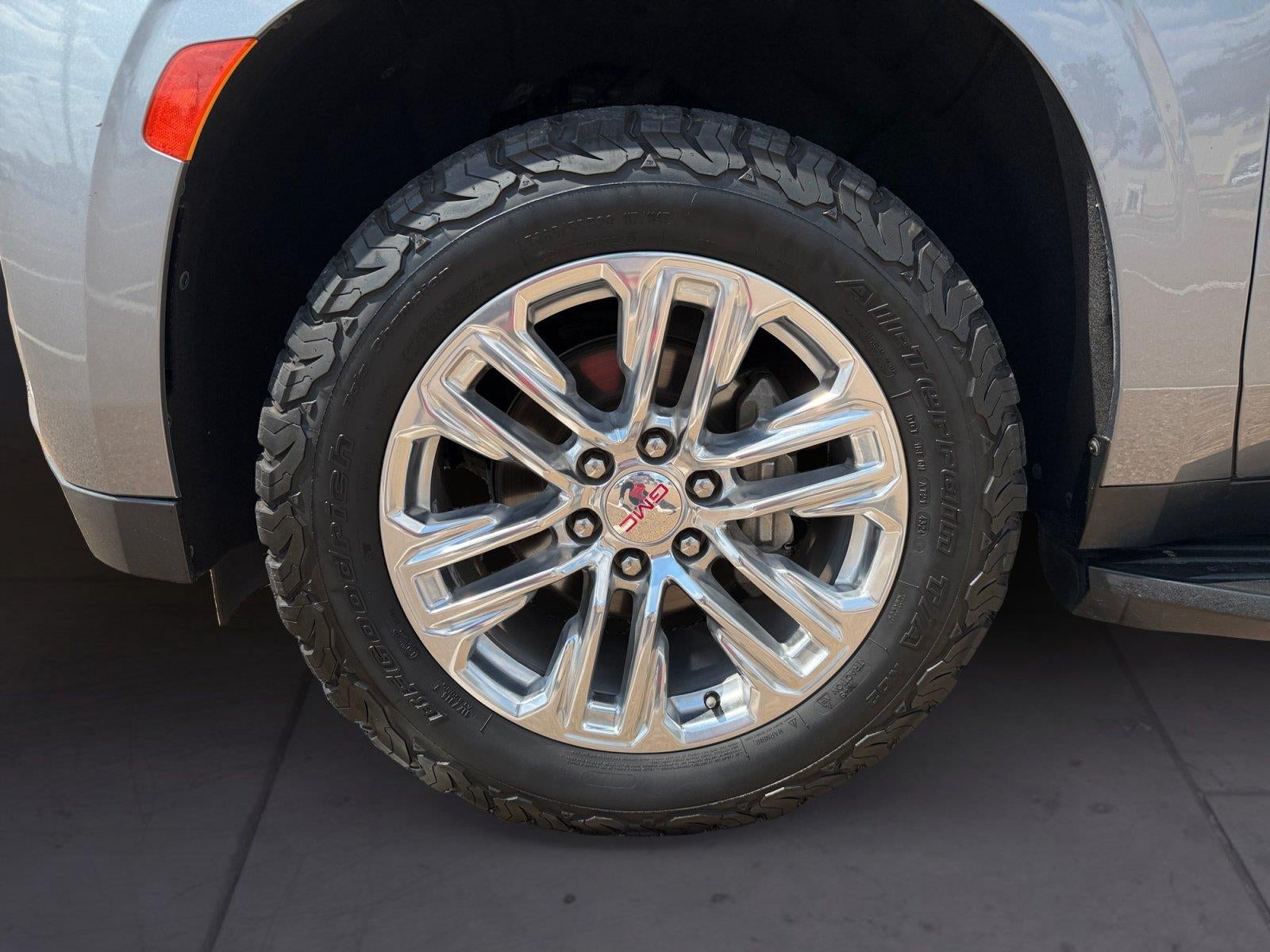2022 GMC Yukon SLE