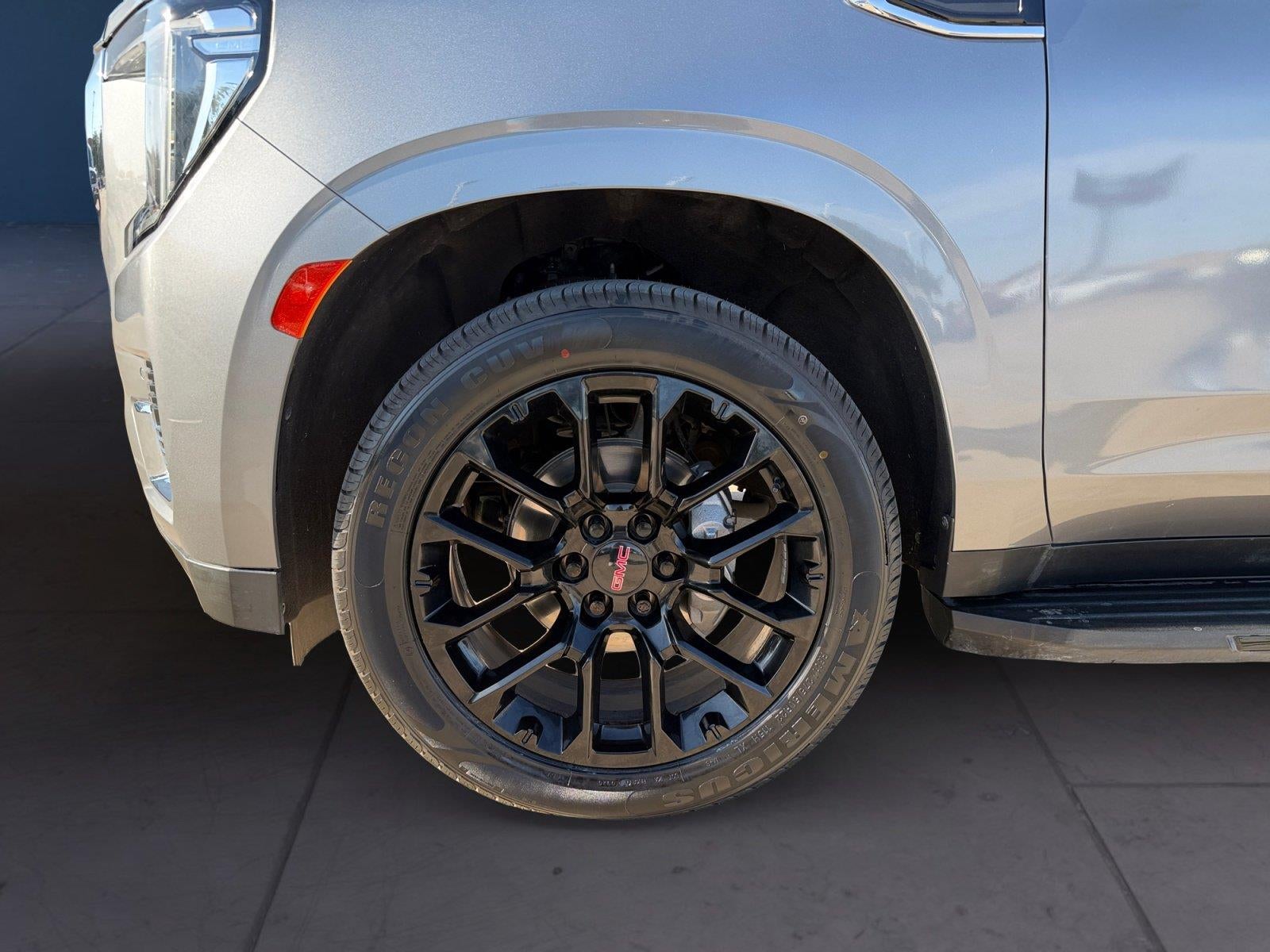 2022 GMC Yukon XL SLE