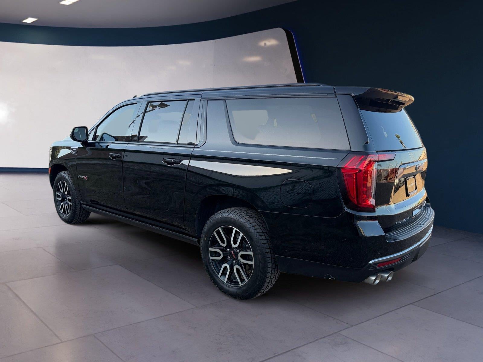 2024 GMC Yukon XL AT4