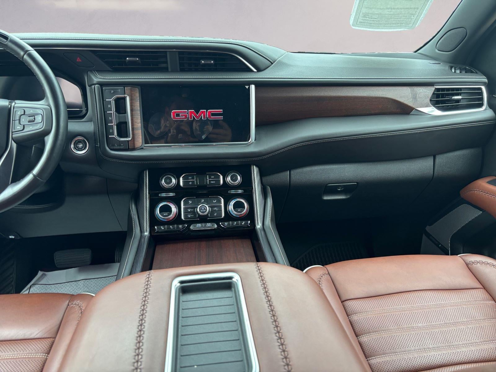 2023 GMC Yukon XL Denali Ultimate