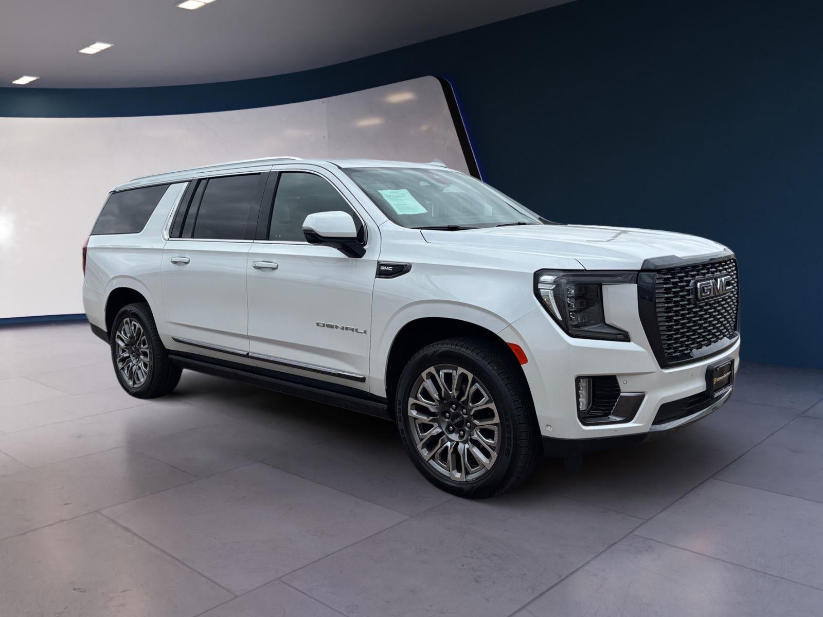2023 GMC Yukon XL Denali Ultimate