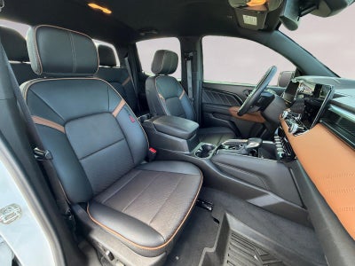 2025 GMC Canyon AT4