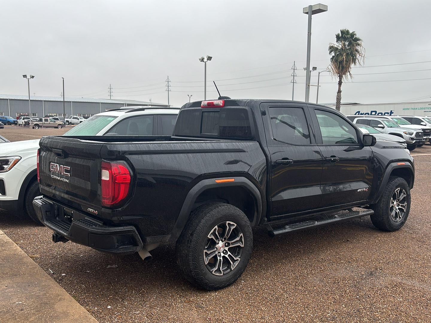2023 GMC Canyon AT4