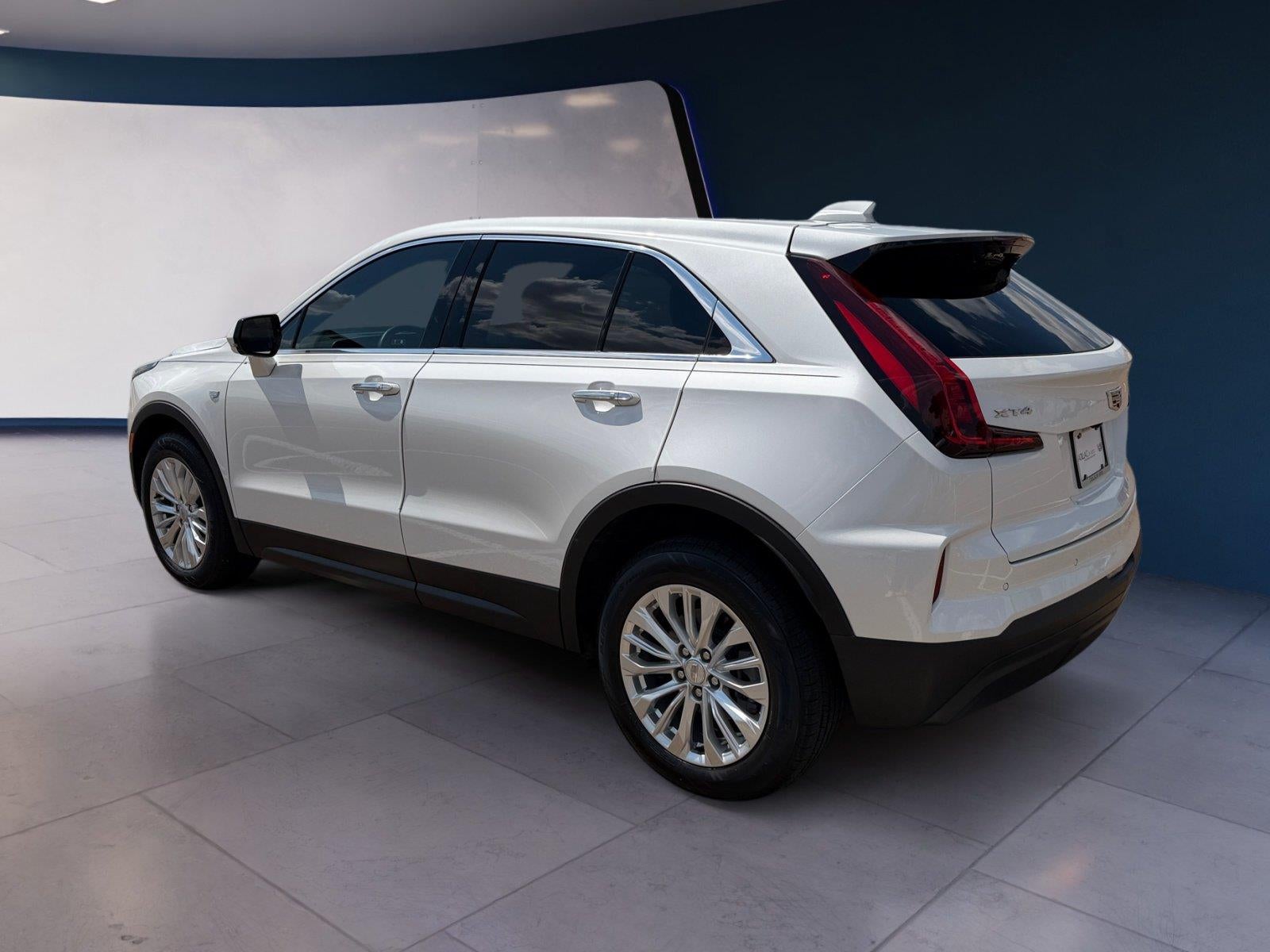 2024 Cadillac XT4 Luxury