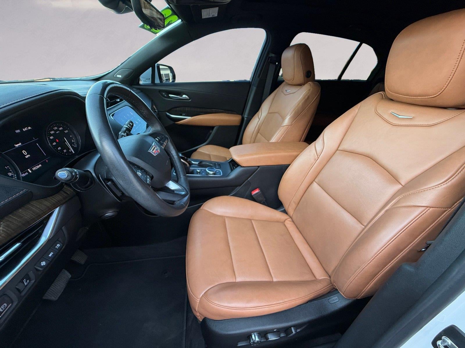 2023 Cadillac XT4 Premium Luxury