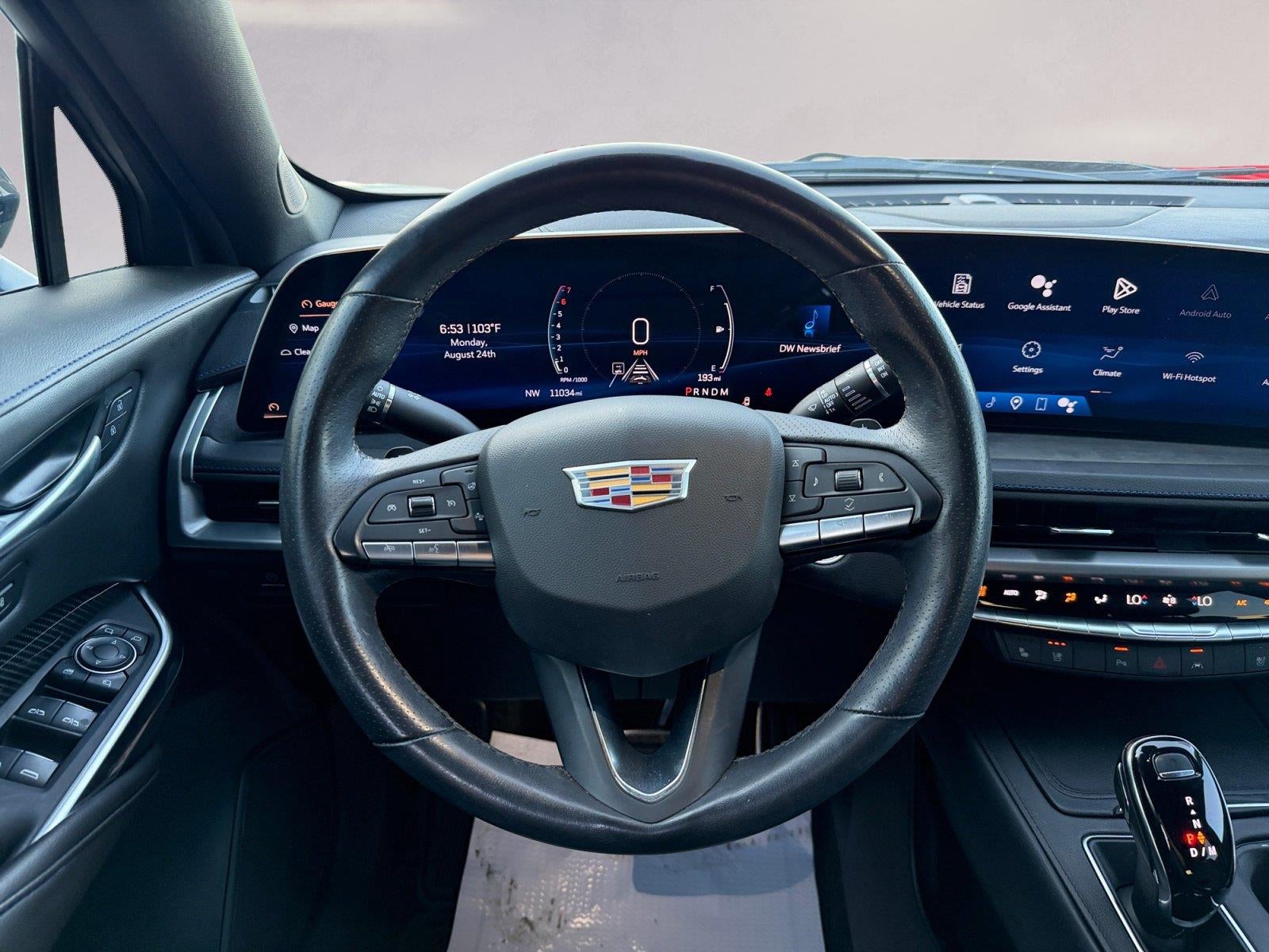 2025 Cadillac XT4 Sport