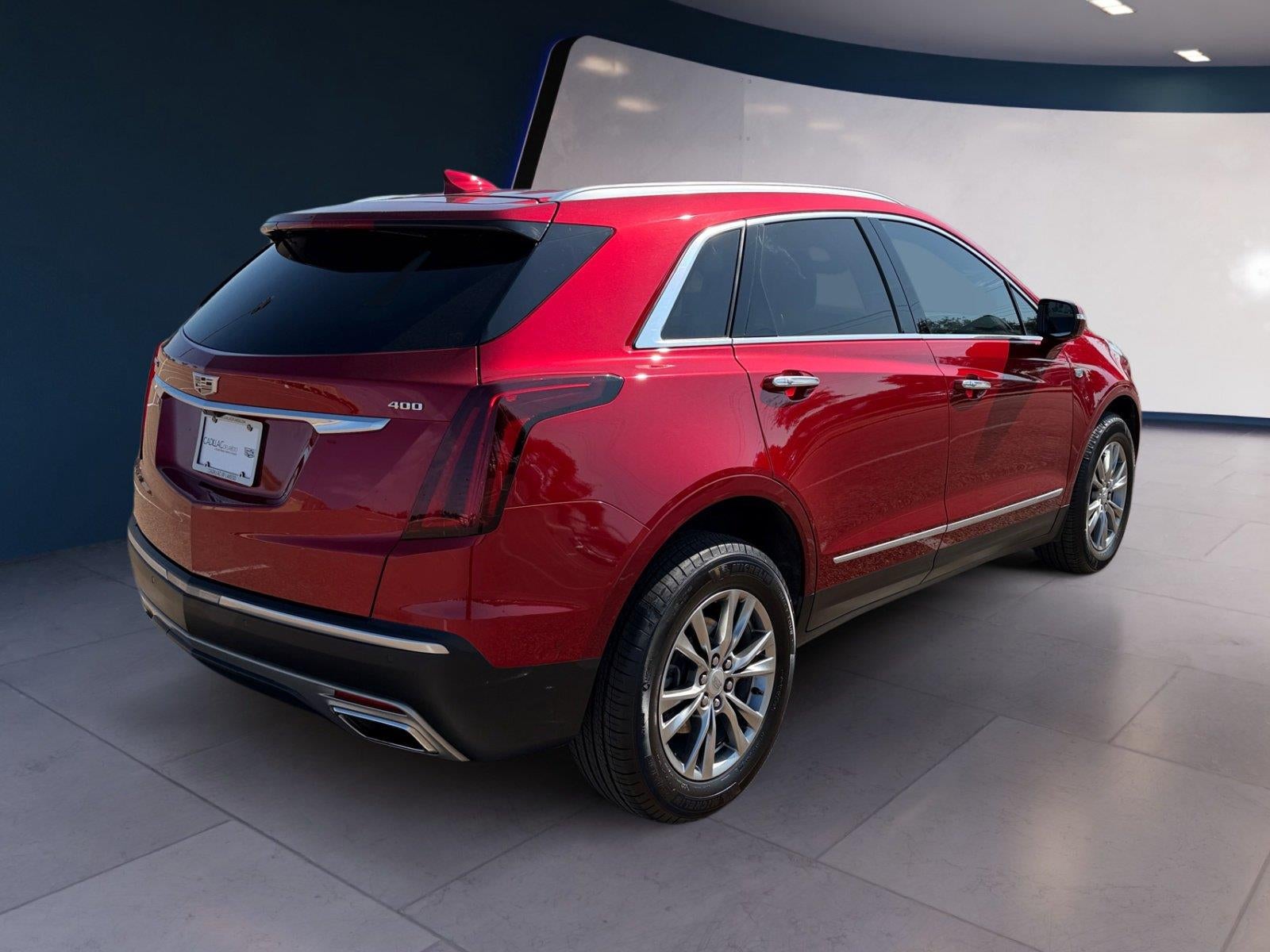 2021 Cadillac XT5 FWD Premium Luxury
