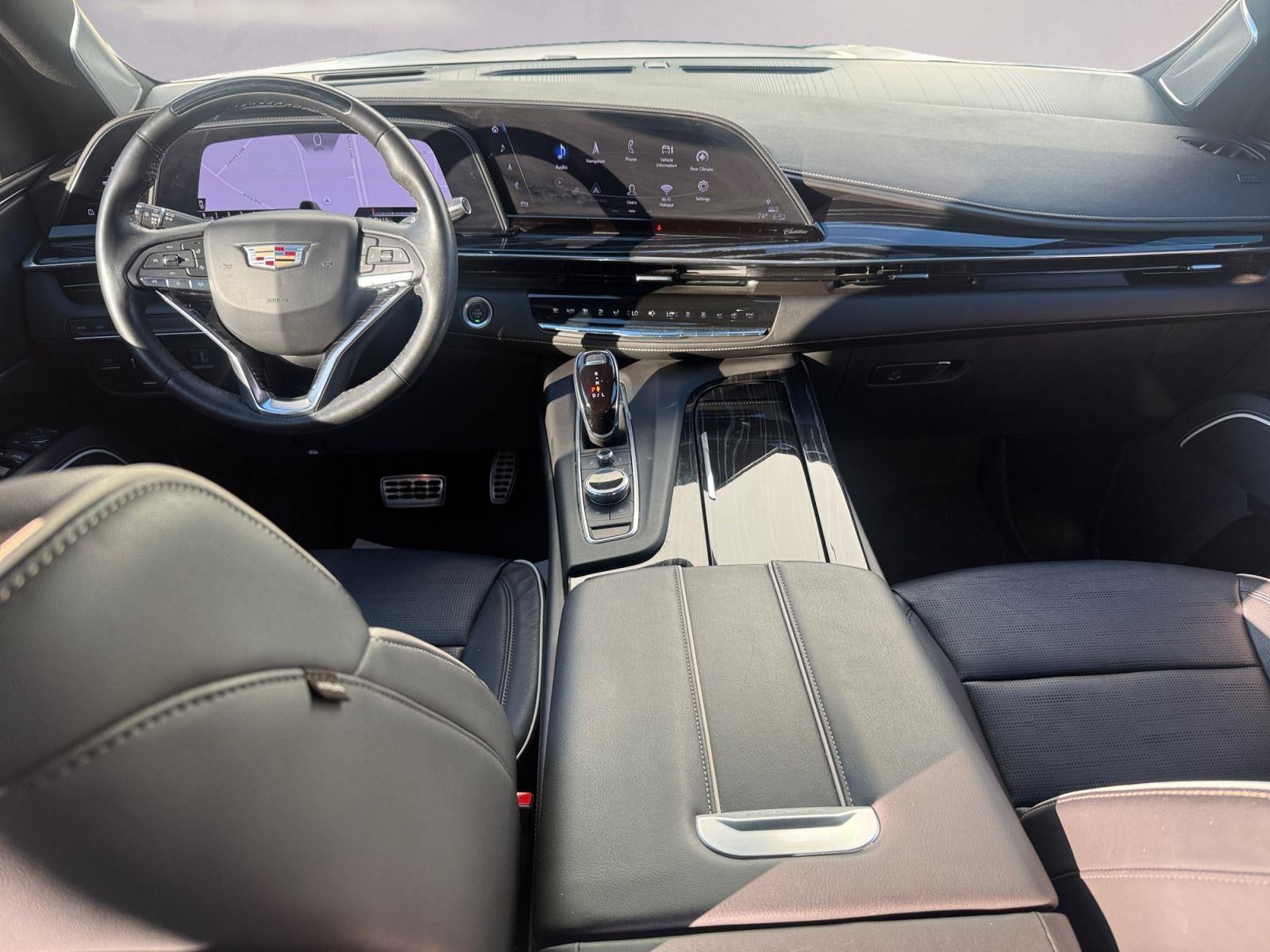 2022 Cadillac Escalade Sport
