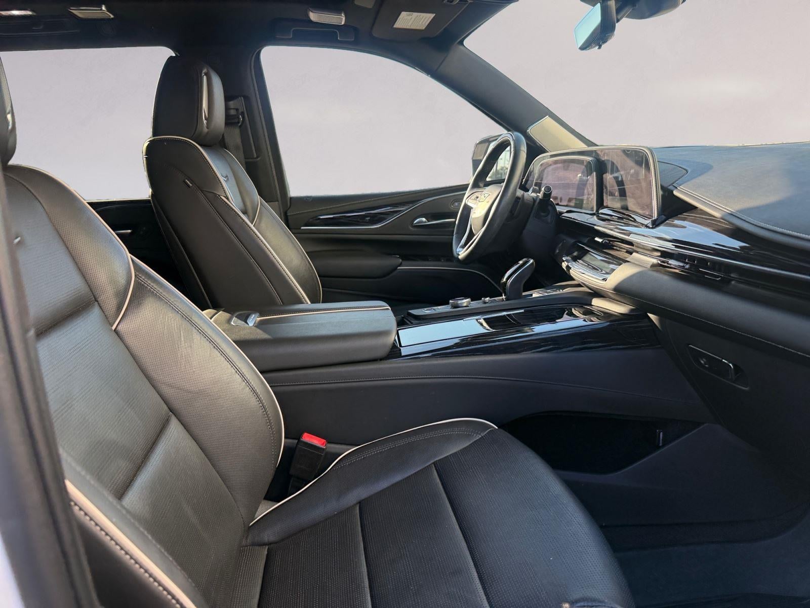 2022 Cadillac Escalade Sport