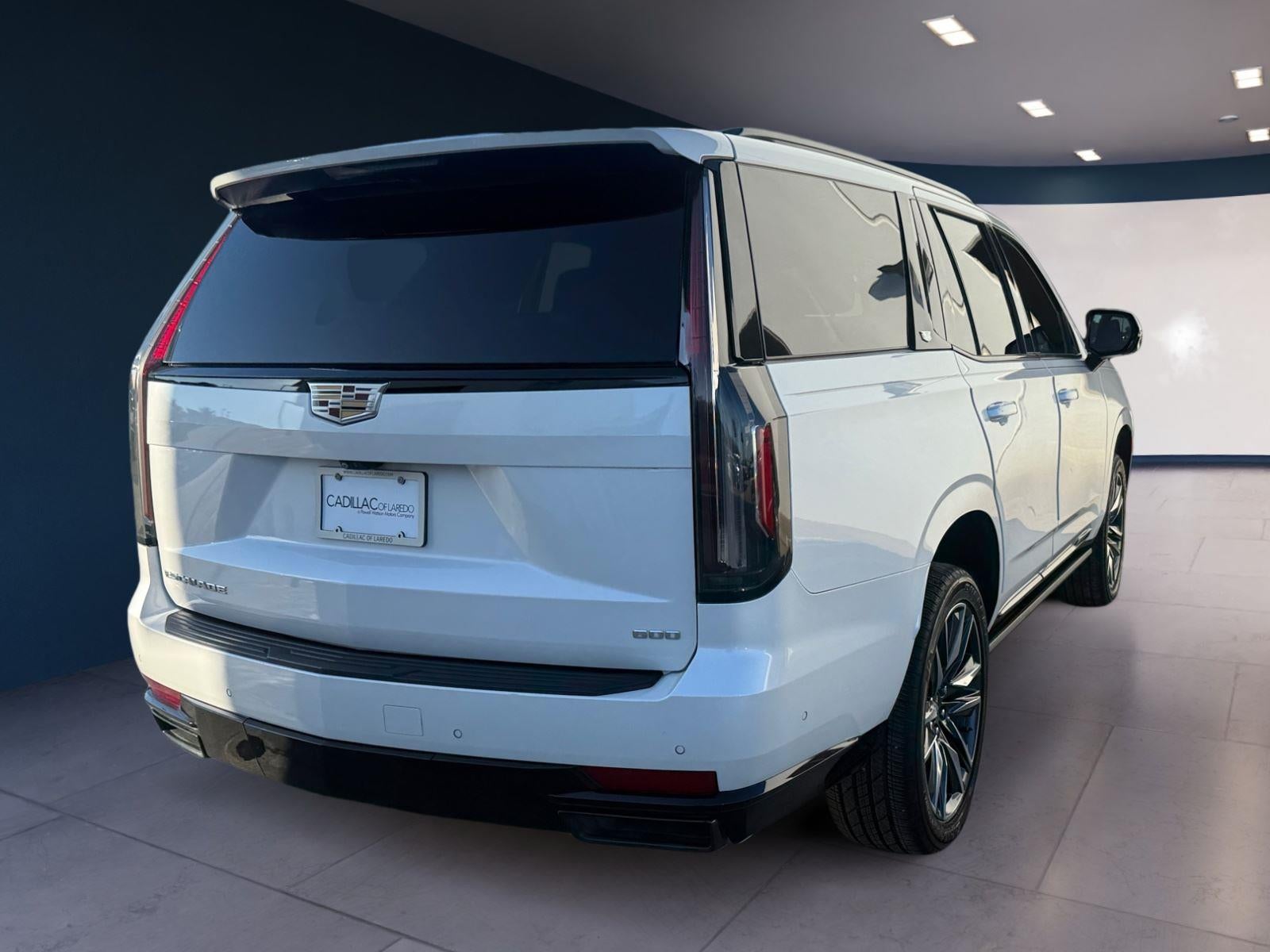 2022 Cadillac Escalade Sport