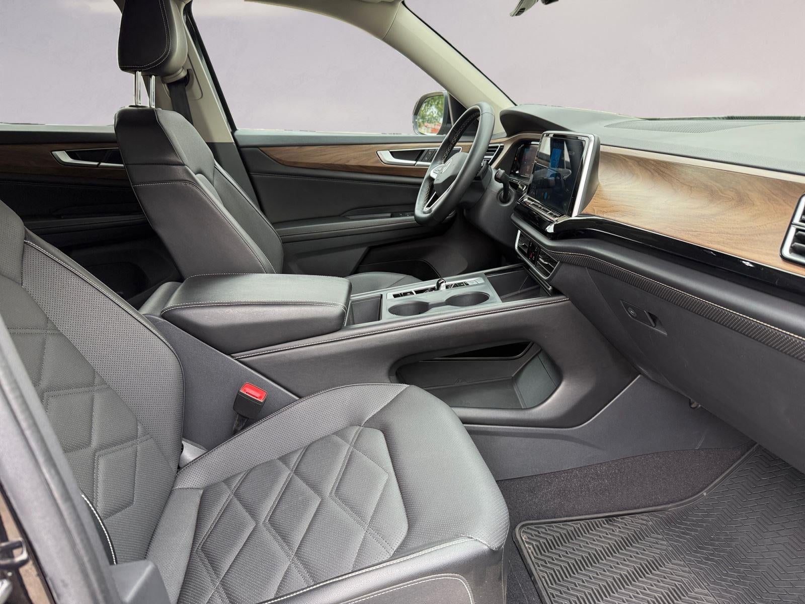 2024 Volkswagen Atlas 2.0T SE