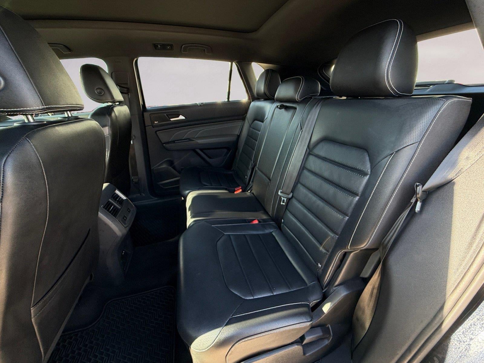 2023 Volkswagen Atlas Cross Sport 3.6L V6 SEL Premium R-Line