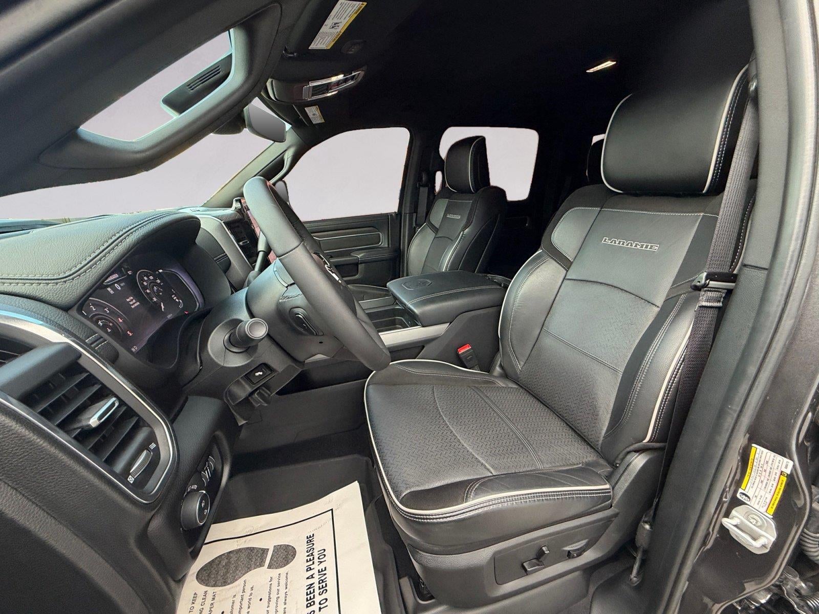 2025 RAM 2500 Laramie Crew Cab 4x4 6'4" Box