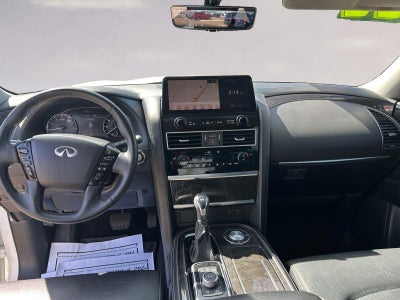 2022 INFINITI QX80 LUXE