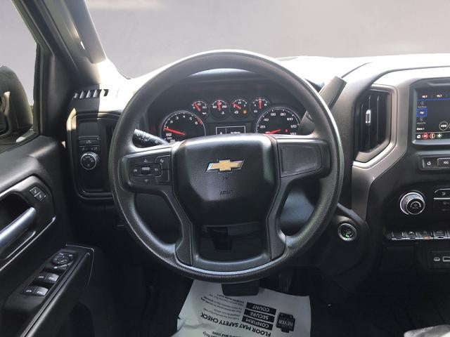 2022 Chevrolet Silverado 1500 Crew Cab Short Box 2-Wheel Drive Custom
