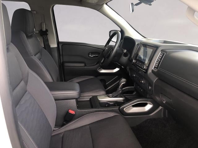 2024 Nissan Frontier Crew Cab 4x2 SV