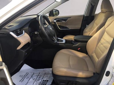 2022 Toyota RAV4 XLE Premium AWD (Natl)