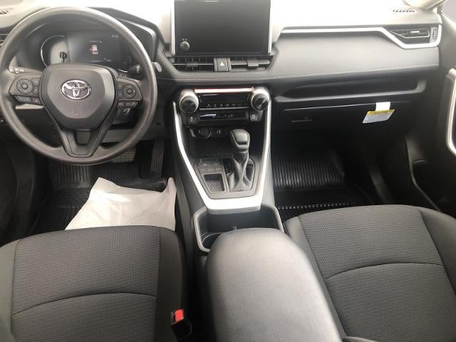 2025 Toyota RAV4 LE FWD (GS)