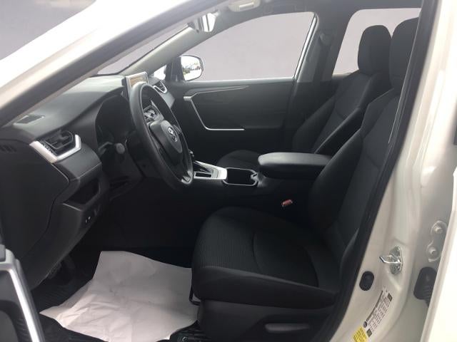 2025 Toyota RAV4 LE FWD (GS)