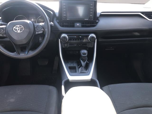 2022 Toyota RAV4 LE FWD (GS)