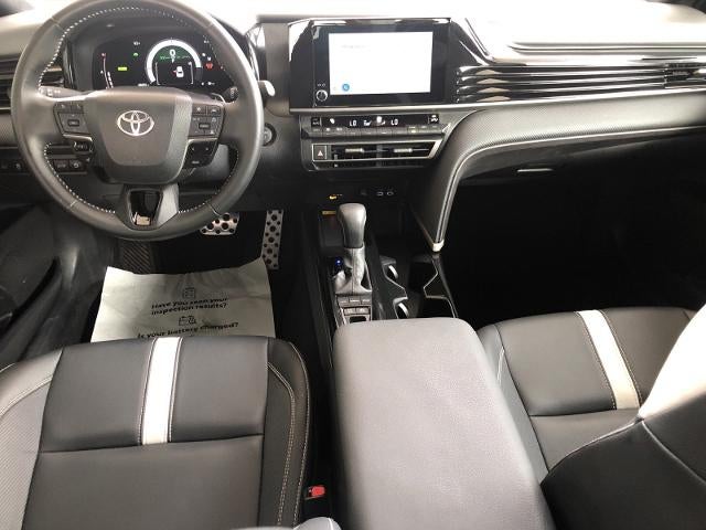 2025 Toyota Camry SE (SE)