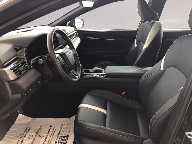 2025 Toyota Camry SE (SE)