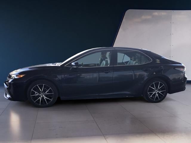 2022 Toyota Camry Hybrid SE CVT (Natl)