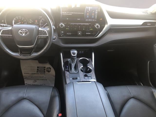 2022 Toyota Highlander Platinum FWD (Natl)