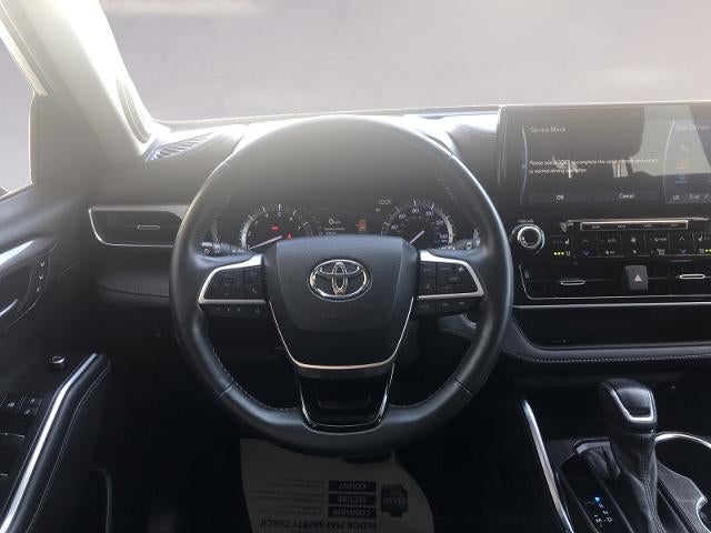 2022 Toyota Highlander Platinum FWD (Natl)
