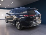 2022 Toyota Highlander Platinum FWD (Natl)