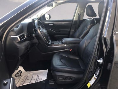 2022 Toyota Highlander Platinum FWD (Natl)