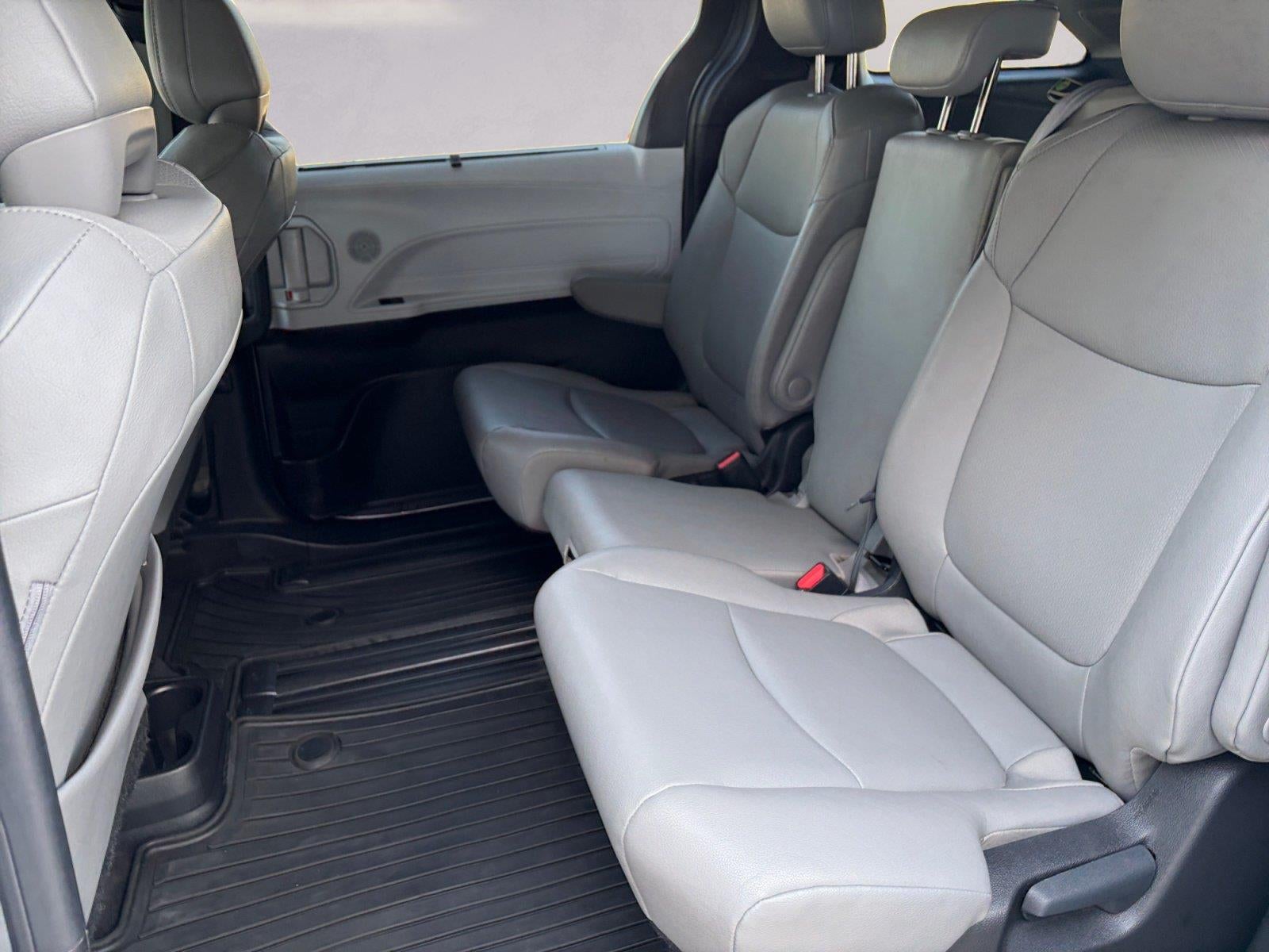 2025 Toyota Sienna XLE 7-Passenger