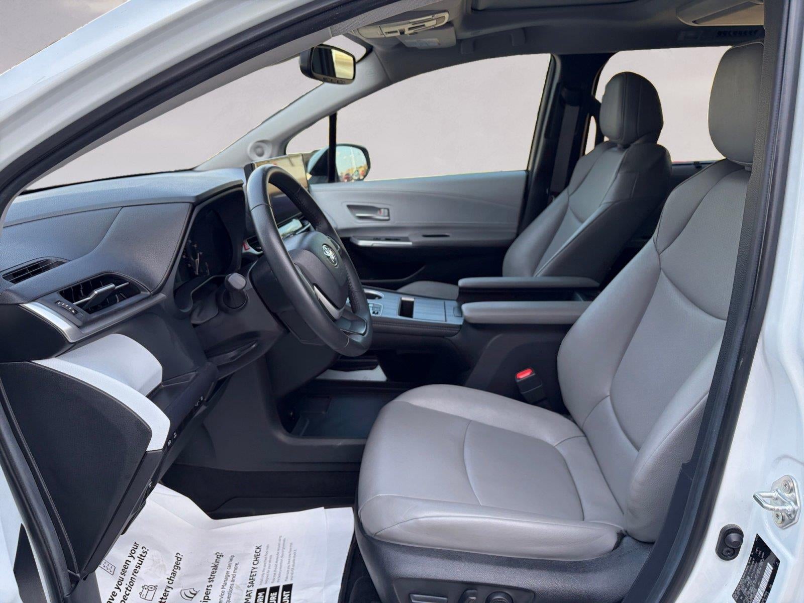 2025 Toyota Sienna XLE 7-Passenger