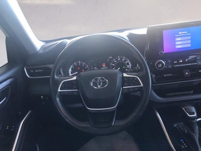 2023 Toyota Highlander XLE FWD (Natl)