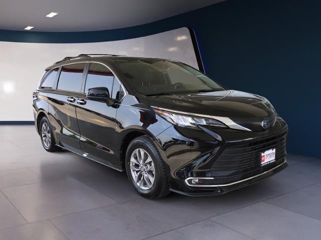2023 Toyota Sienna XLE FWD 7-Passenger (Natl)