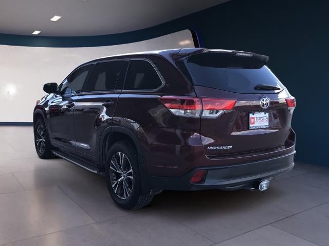 2018 Toyota Highlander LE I4 FWD (Natl)