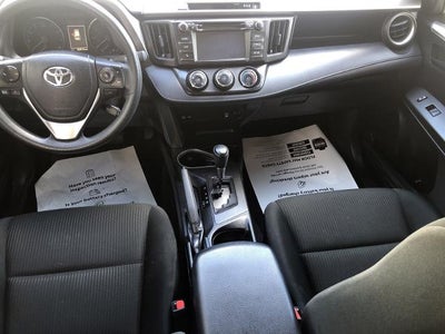 2018 Toyota RAV4 LE FWD (GS)