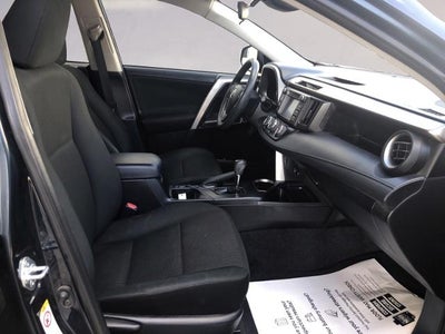 2018 Toyota RAV4 LE FWD (GS)